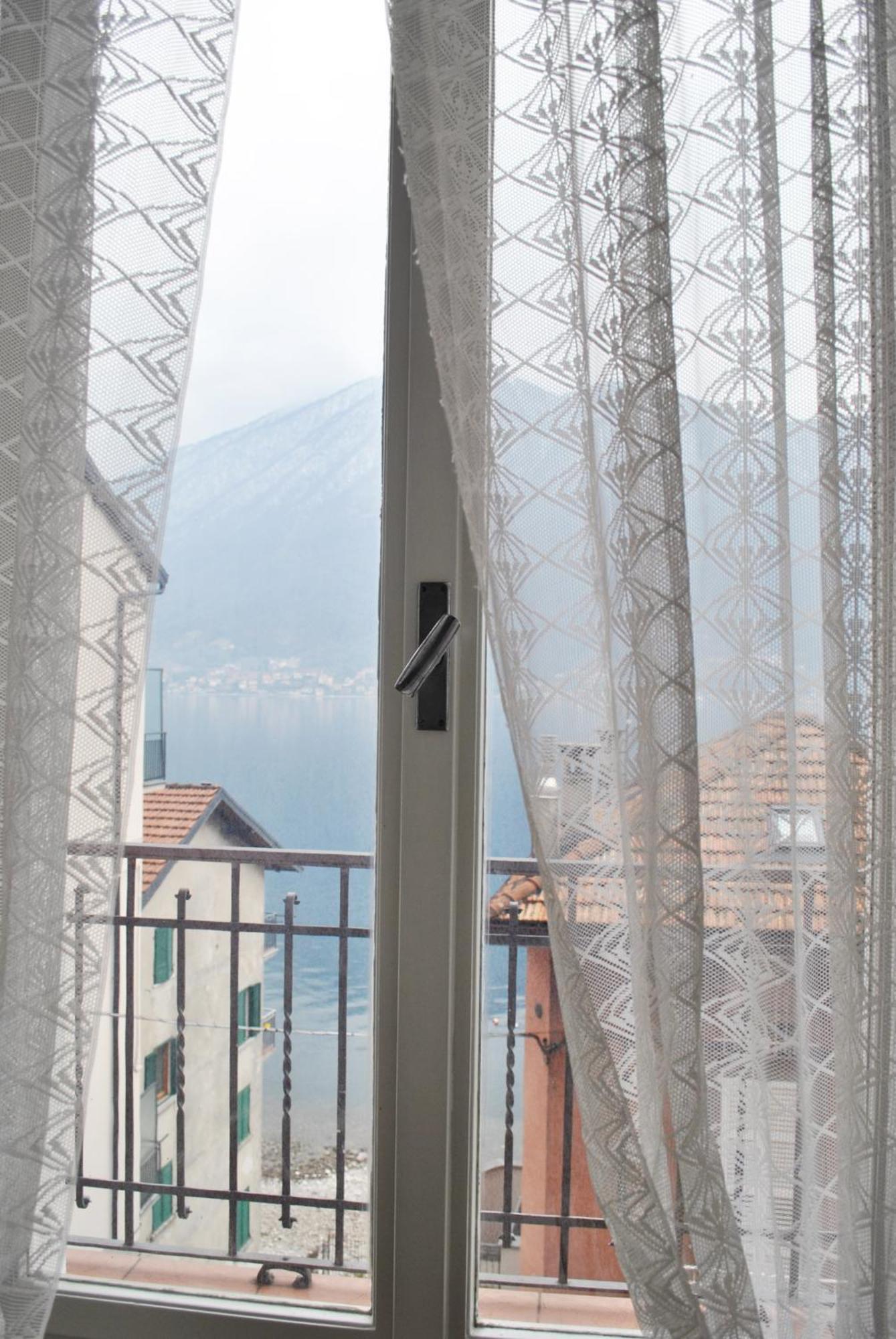 The Romantic Village House - Apartments With Lake View Colonno Esterno foto