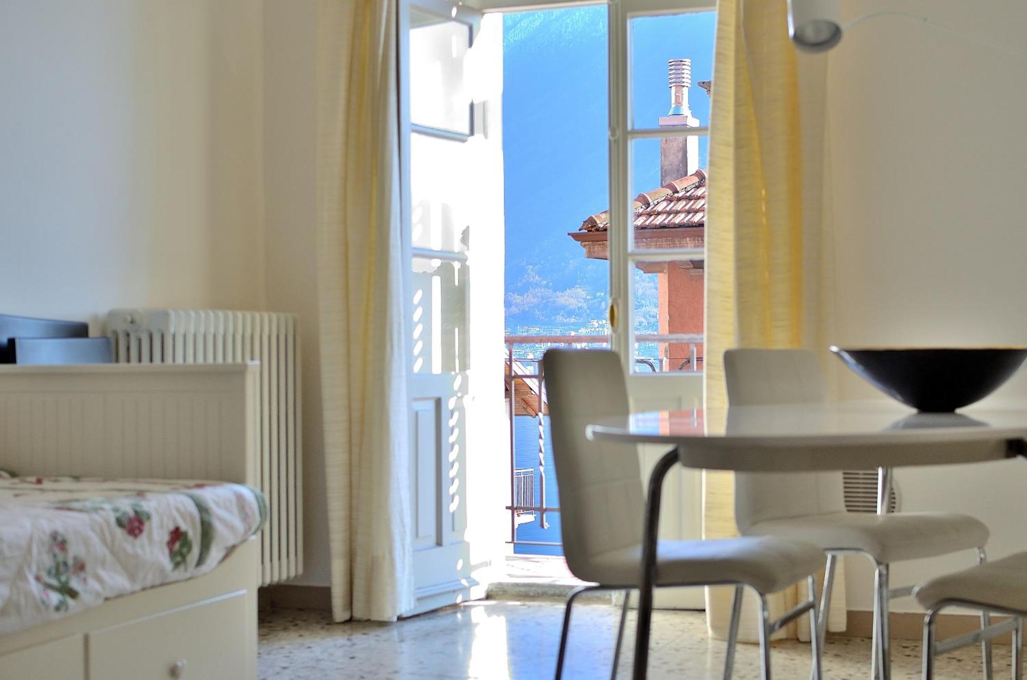 The Romantic Village House - Apartments With Lake View Colonno Esterno foto